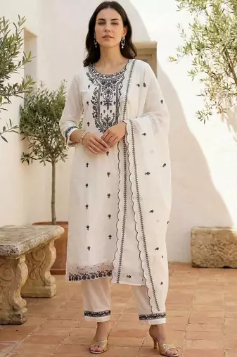 Women Ethnic Motifs Embroidered Regular Thread Work Pure Cotton Kurta with Trousers & With Dupatta