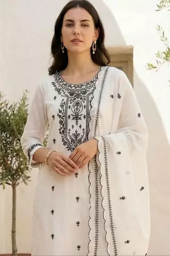 Women Ethnic Motifs Embroidered Regular Thread Work Pure Cotton Kurta with Trousers & With Dupatta