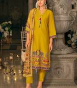 Women Ethnic Motifs Printed Regular Kurta with Trousers & With Dupatta