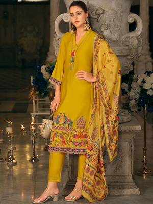 Women Ethnic Motifs Printed Regular Kurta with Trousers & With Dupatta 5