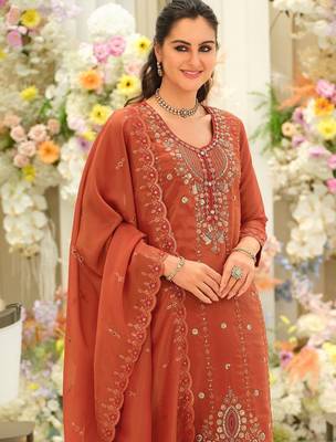 Women Ethnic Motifs Embroidered Regular Thread Work Kurta with Trousers & With Dupatta 3
