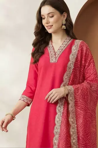 Women Ethnic Motifs Regular Thread Work Kurta with Trousers & With Dupatta