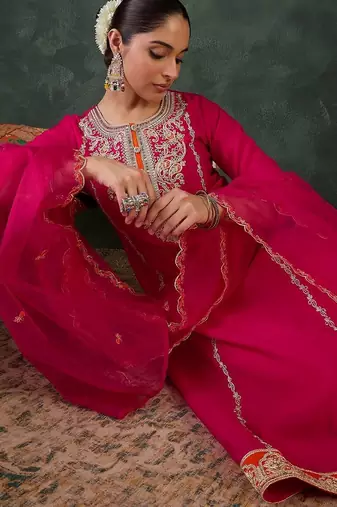 Women Ethnic Motifs Embroidered Regular Thread Work Kurta with Trousers & With Dupatta