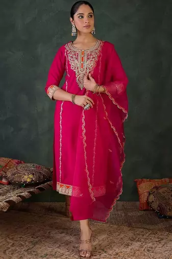 Women Ethnic Motifs Embroidered Regular Thread Work Kurta with Trousers & With Dupatta