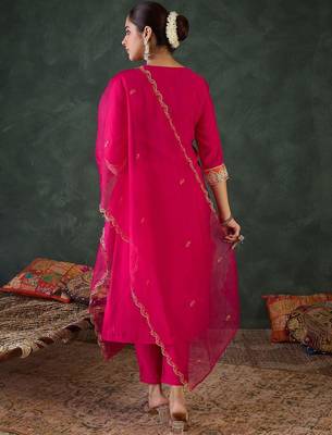 Women Ethnic Motifs Embroidered Regular Thread Work Kurta with Trousers & With Dupatta 6