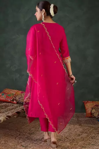 Women Ethnic Motifs Embroidered Regular Thread Work Kurta with Trousers & With Dupatta