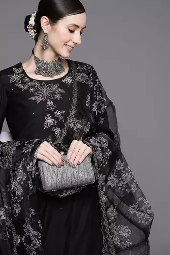 Women Floral Embroidered Regular Thread Work Kurta with Trousers & With Dupatta