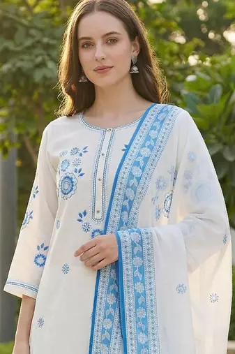 Women Floral Embroidered Regular Thread Work Pure Cotton Kurta with Trousers & With Dupatta