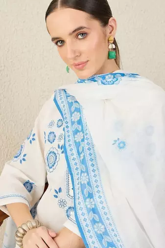 Women Floral Embroidered Regular Thread Work Pure Cotton Kurta with Trousers & With Dupatta
