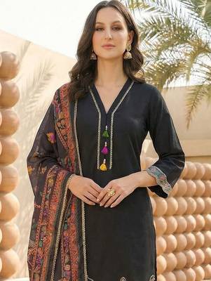 Women Animal Embroidered Regular Kurta with Trousers & With Dupatta 2