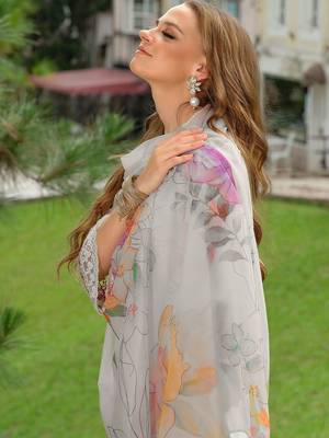 Women Floral Embroidered Regular Mirror Work Liva Kurta with Trousers & With Dupatta 3
