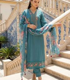 Women Floral Embroidered Regular Mirror Work Kurta with Trousers & With Dupatta