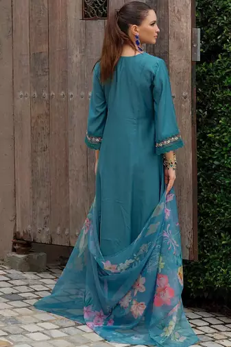Women Floral Embroidered Regular Mirror Work Kurta with Trousers & With Dupatta