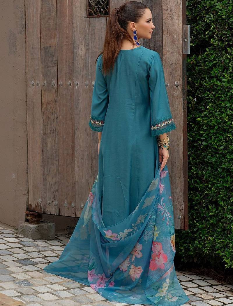Women Floral Embroidered Regular Mirror Work Kurta with Trousers & With Dupatta