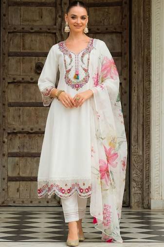 Women Floral Embroidered Regular Thread Work Kurta with Trousers & With Dupatta