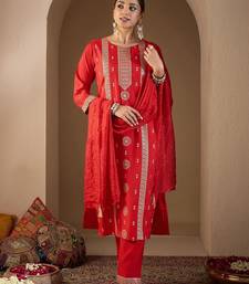 Women Ethnic Motifs Embroidered Regular Sequinned Kurta with Trousers & With Dupatta