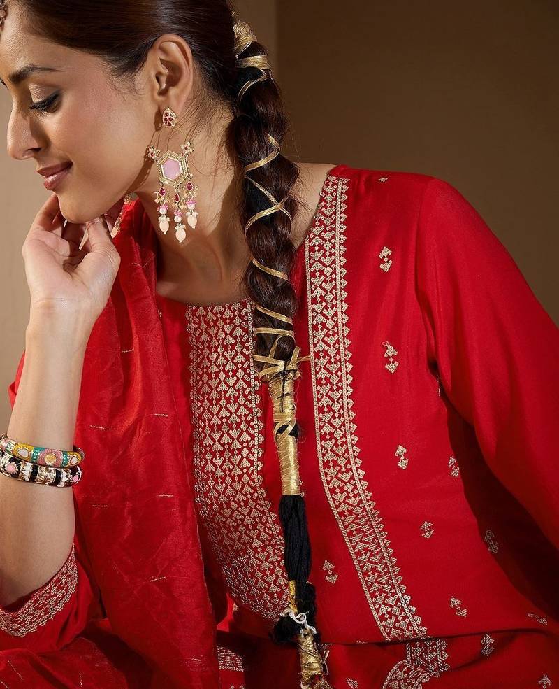 Women Ethnic Motifs Embroidered Regular Sequinned Kurta with Trousers & With Dupatta
