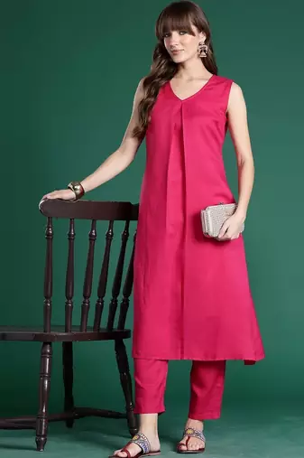 Women Pleated Kurta with Trousers