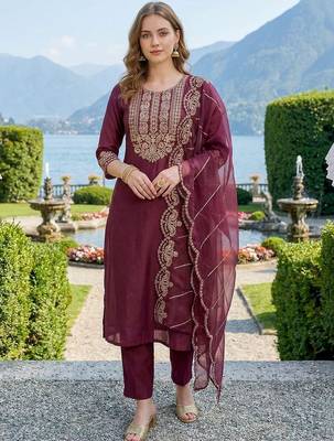 Women Ethnic Motifs Embroidered Regular Thread Work Liva Kurta with Trousers & With Dupatta 1