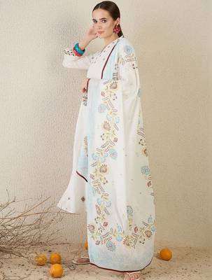 Women Floral Embroidered Regular Thread Work Pure Cotton Kurta with Trousers & With Dupatta 4
