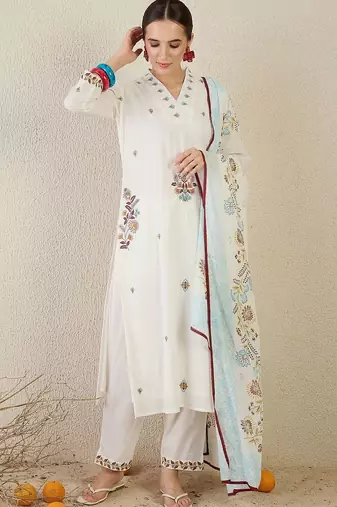 Women Floral Embroidered Regular Thread Work Pure Cotton Kurta with Trousers & With Dupatta