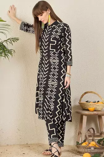 Women Printed Regular Pure Cotton Kurta with Trousers