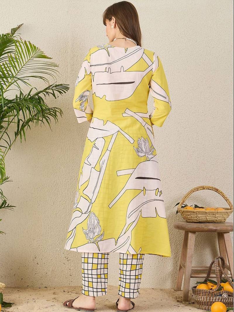 Women Printed Regular Pure Cotton Kurta with Trousers