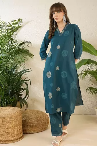 Women Floral Printed Regular Pure Cotton Kurta with Trousers