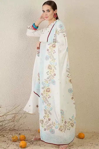 Women Floral Embroidered Regular Thread Work Pure Cotton Kurta with Trousers & With Dupatta
