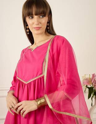 Yoke Design Notch Neck Regular Pink A-Line Kurta With Trousers & Dupatta 7