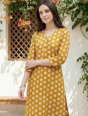 Women Printed Regular Pure Cotton Kurta with Trousers 2