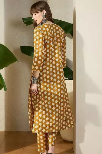 Women Printed Regular Pure Cotton Kurta with Trousers
