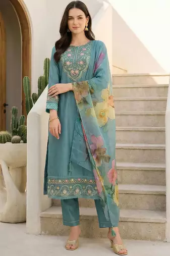 Women Floral Embroidered Regular Thread Work Liva Kurta with Trousers & With Dupatta