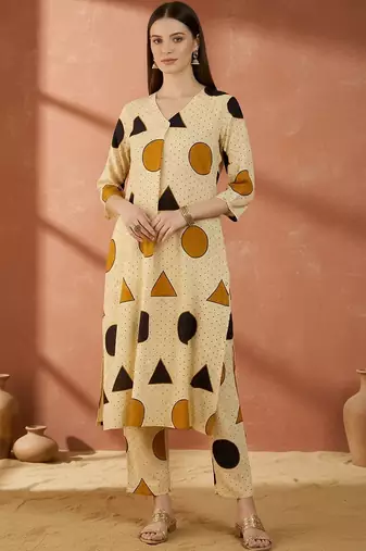 Women Printed Regular Pure Cotton Kurta with Trousers