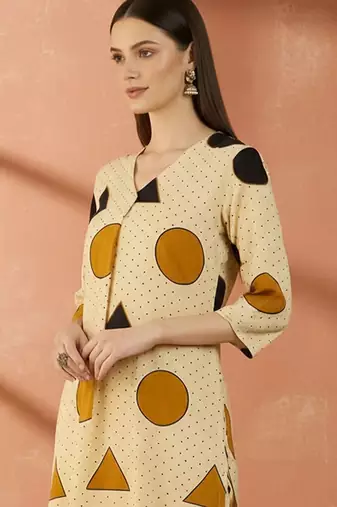 Women Printed Regular Pure Cotton Kurta with Trousers