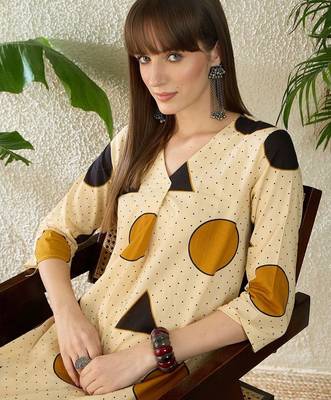 Women Printed Regular Pure Cotton Kurta with Trousers 7