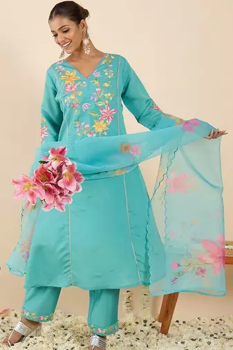 Women Floral Embroidered Regular Thread Work Kurta with Trousers & With Dupatta