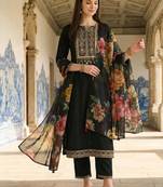 Women Floral Embroidered Regular Thread Work Kurta with Trousers & With Dupatta