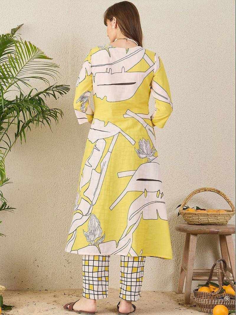 Women Printed Regular Pure Cotton Kurta with Trousers