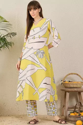 Women Printed Regular Pure Cotton Kurta with Trousers