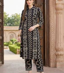 Women Printed Regular Pure Cotton Kurta with Trousers
