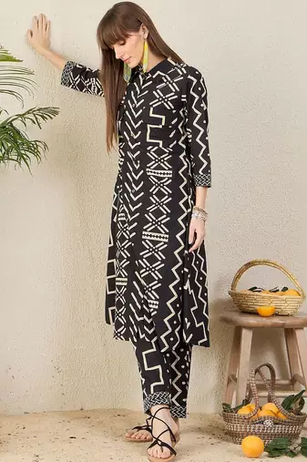 Women Printed Regular Pure Cotton Kurta with Trousers