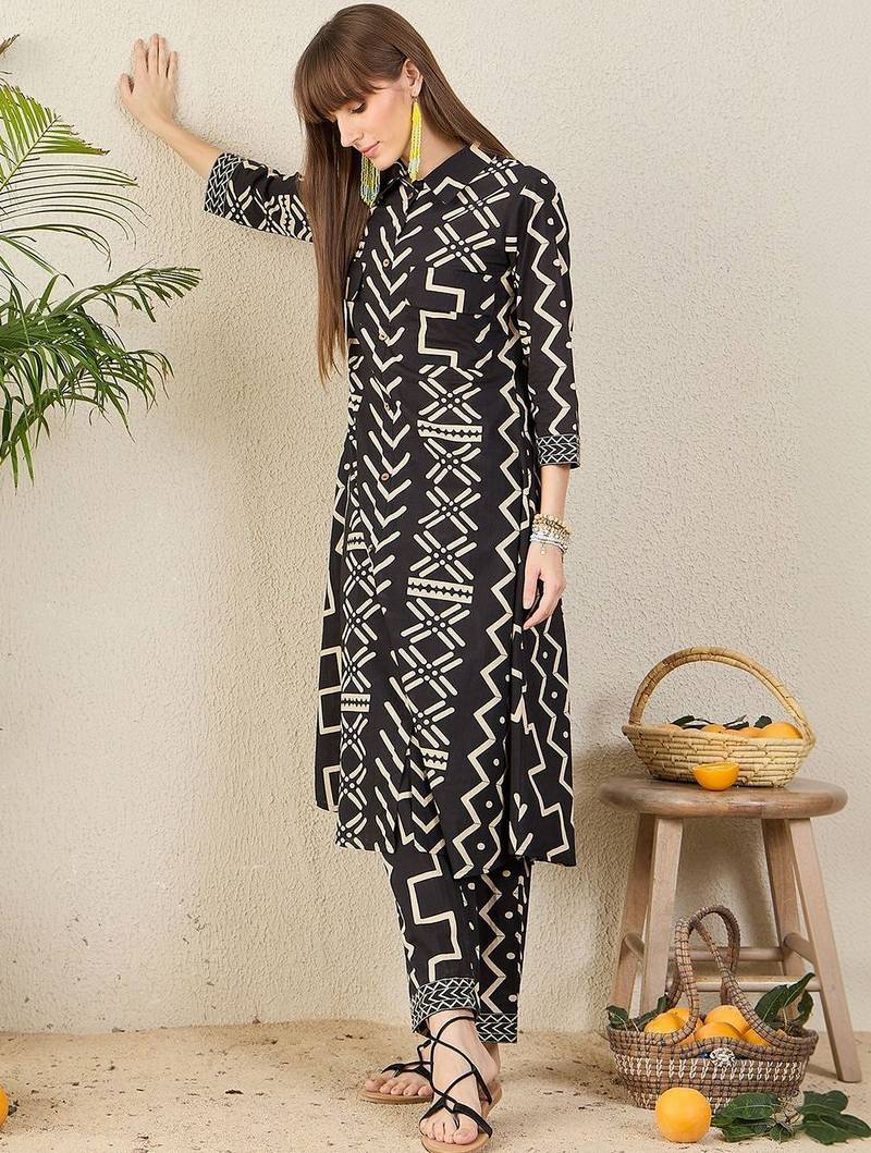Women Printed Regular Pure Cotton Kurta with Trousers