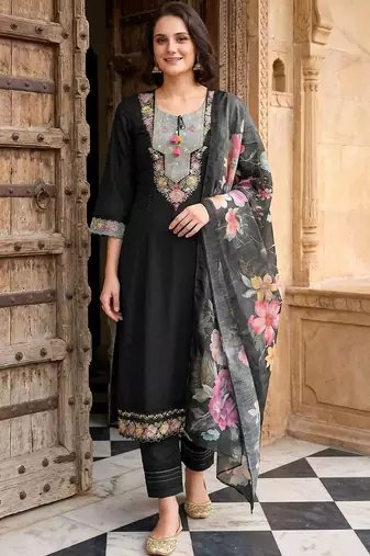 Women Floral Embroidered Regular Thread Work Pure Cotton Kurta with Trousers & With Dupatta