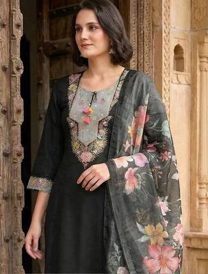 Women Floral Embroidered Regular Thread Work Pure Cotton Kurta with Trousers & With Dupatta 2