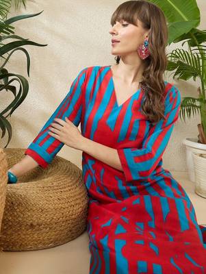 Women Printed Regular Pure Cotton Kurta with Trousers 7