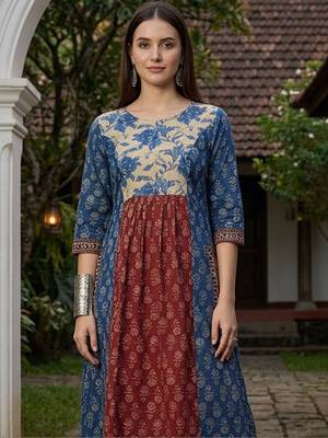 Women Floral Printed Panelled Pure Cotton Kurta with Trousers 2