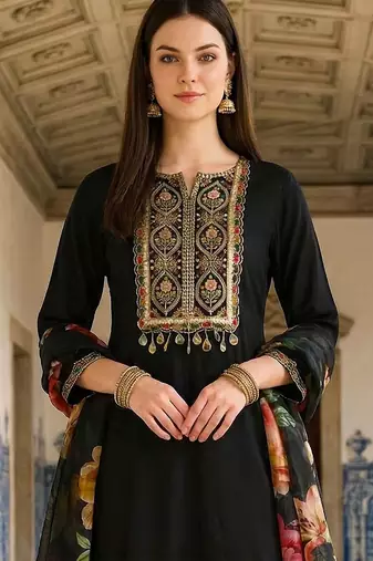 Women Floral Embroidered Regular Thread Work Kurta with Trousers & With Dupatta