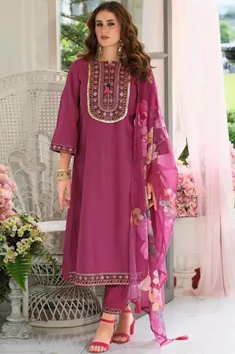 Women Floral Embroidered Regular Thread Work Kurta with Trousers & With Dupatta