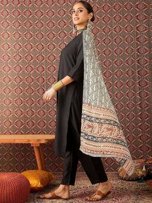 Women Ethnic Motifs Regular Kurta with Trousers & With Dupatta 6
